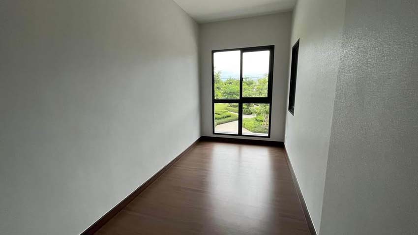 House with Shared Pool in Bangnatrad 